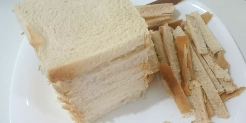 Farinha de rosca grossa com pão de forma